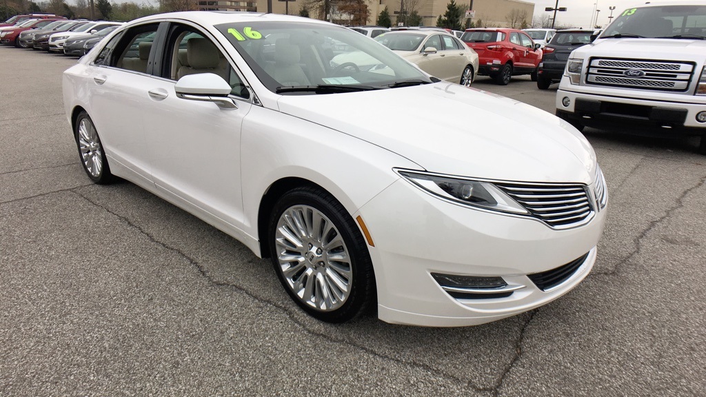 Pre Owned 2016 Lincoln Mkz Base 4d Sedan In Louisville F8754